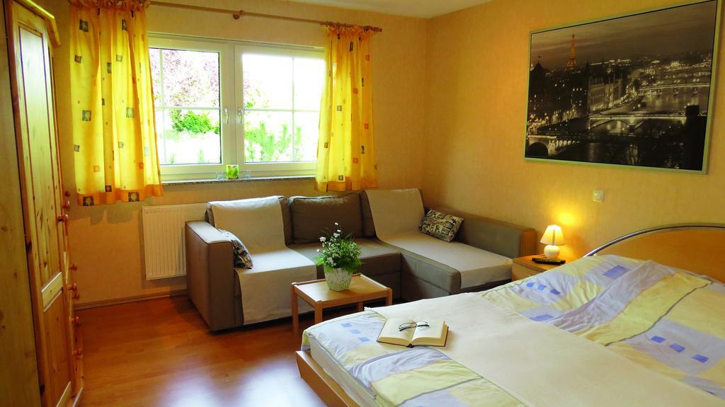 Wellness Apartments Sophienhoehe Am Teich Мехерніх Номер фото